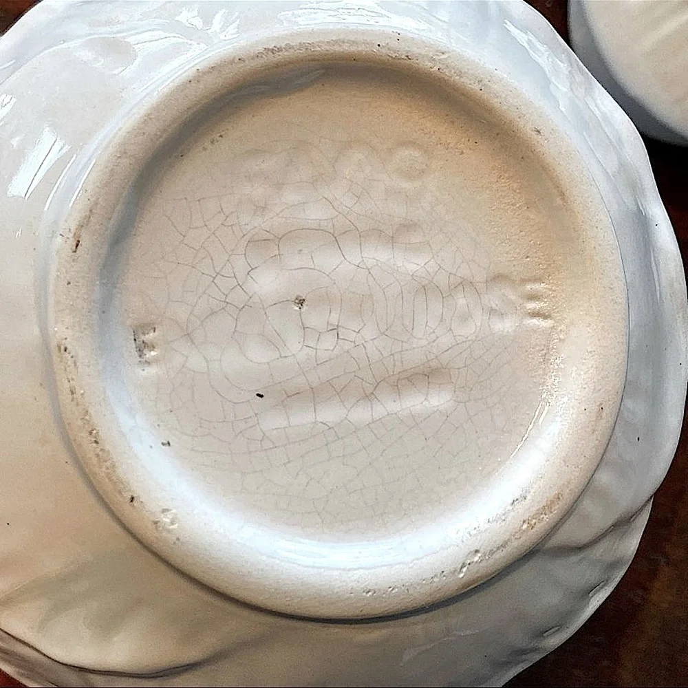 Sylvac Small Vintage Ceramic Teapot Cabbage Rose Petals White 70s England #5409